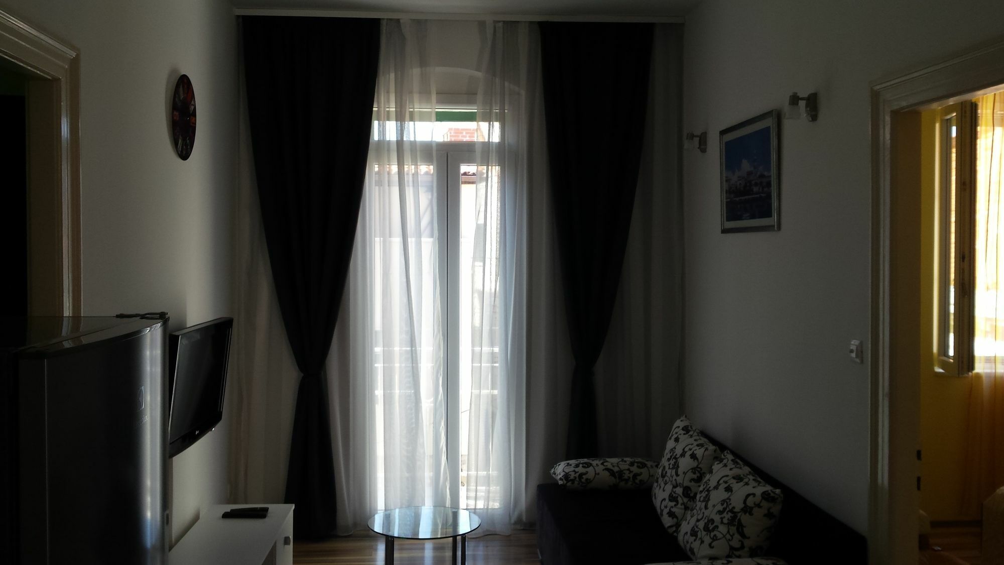 Apartment Central Old Town With Private Indoor Garage Parking 斯普利特 外观 照片